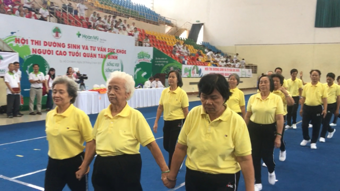 Kỳ 6 - Khoa học tâm thức Totha ứng dụng: Chuyện về Hội người cao tuổi “mê” dưỡng sinh Totha, an vui tuổi già